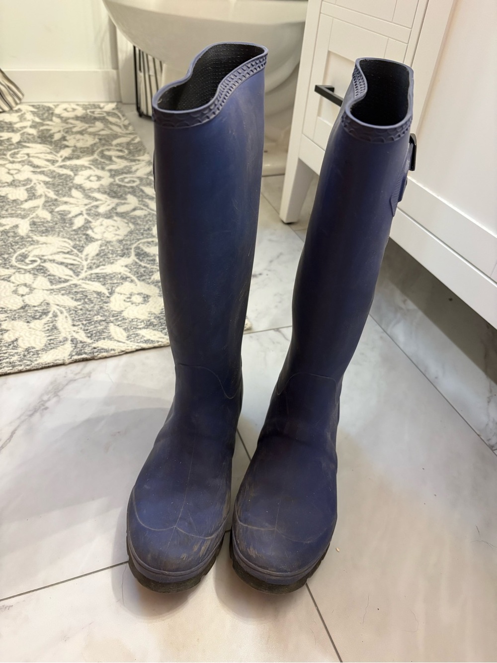 Boots - Not Listed - Picture 2 of 3
